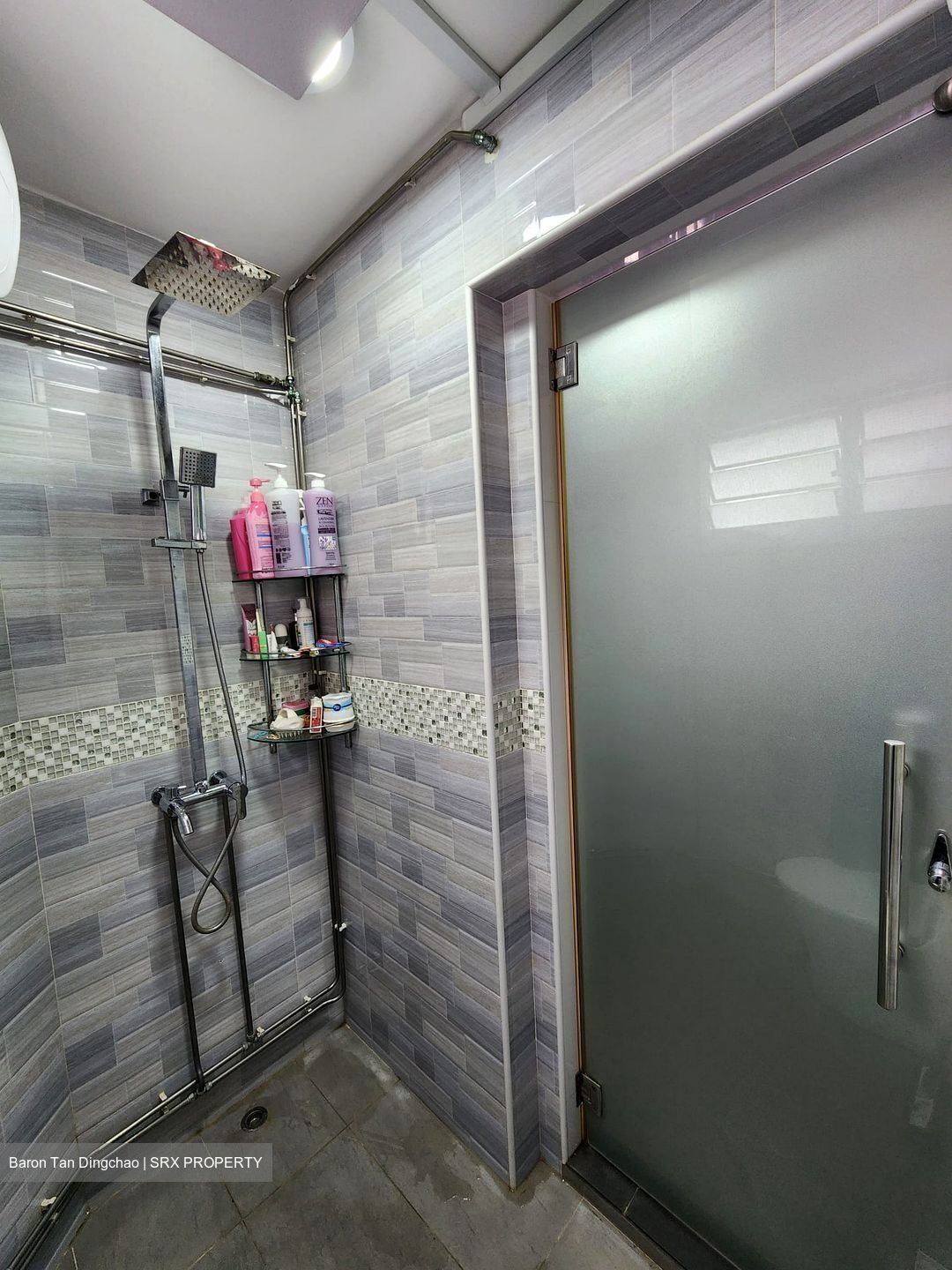 Blk 241 Jurong East Street 24 (Jurong East), HDB 3 Rooms #591412451